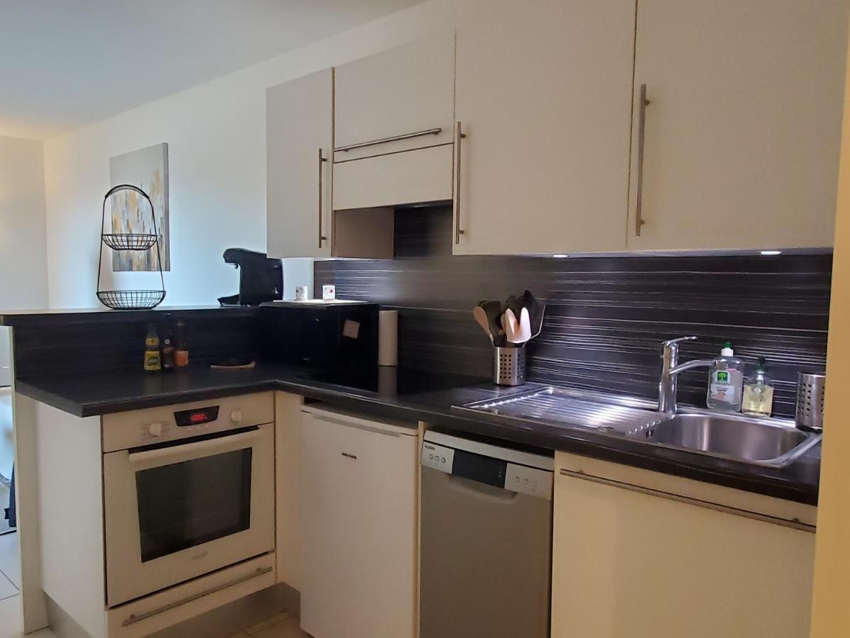 Frejus Plage Le Capitole T2 35M2 Climatise Balcon מראה חיצוני תמונה
